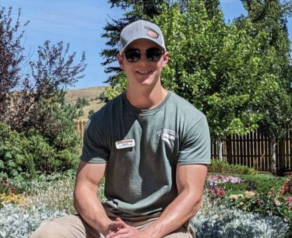 Assistant Head Horticulturist